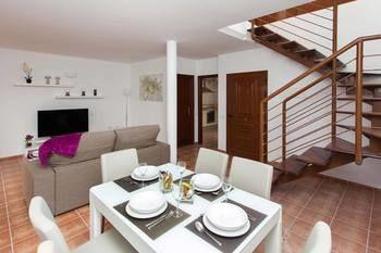 Zeus Villa